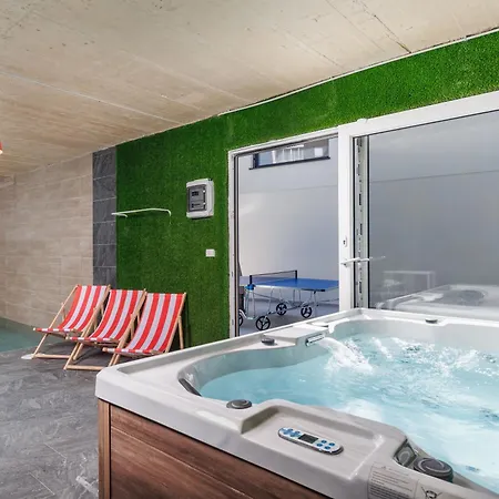 Armani With Heating Pool * Jadranovo
